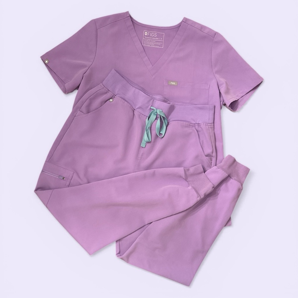 FIGS | Lilac Dawn Set: Catarina Top/Zamora Bottom